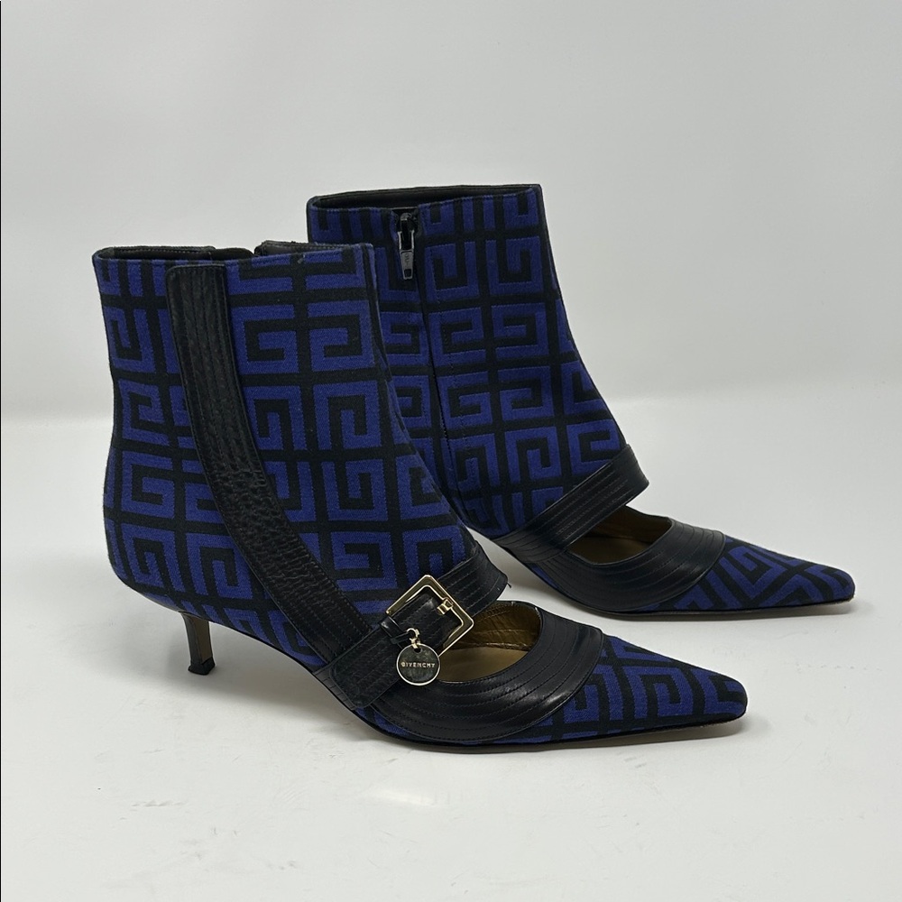 Givenchy Blue and Black Monogram Kitten Heel Bootie Peekaboo Size 37.5 0060